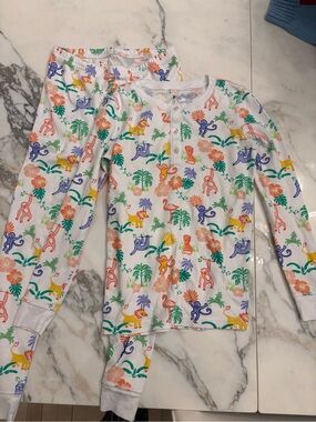 Roller Rabbit White Pajama Set with Multicolor Jungle Animals